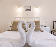 28 Paxton Crescent (Milton Keynes)