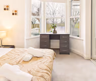 Brent Cross Modern Garden Retreat – 2-Bed, Parking