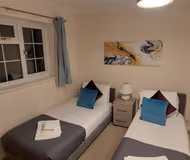 Charming 3 Bed house Family