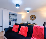 Cosy Weekend Getaway! | Pool Table, PS4, Netflix