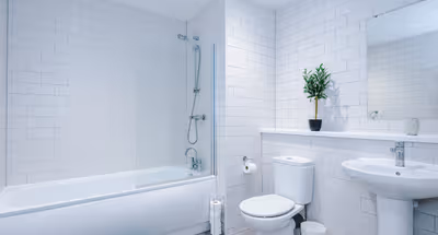 August City Break | Free Parking | Pool Table | PS4