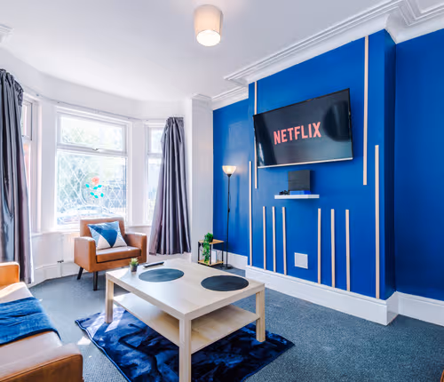 Large 4BR House|Games Room|Free Parking