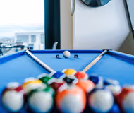 Stylish 2BR Penthouse, Parking, Pool Table