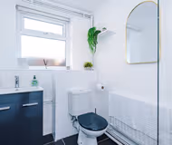 Cosy 2BR House | Contractors | Pool Table, Parking