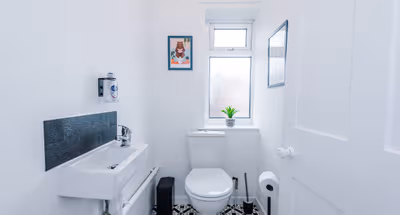 Homely 3 BR House | Pool Table | Free Parking