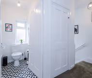 Homely 3 BR House | Pool Table | Free Parking