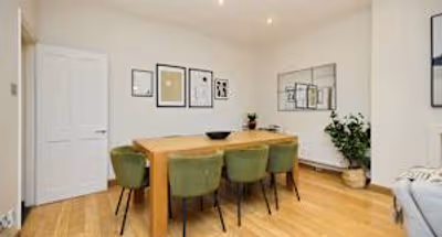 Kensington Garden Flat with Office & Outdoor Space