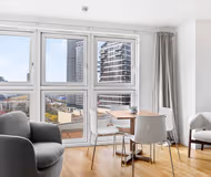Canary Wharf High Spec Flat | Great Location