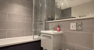 Bristol 1F Apt 654a 2BR