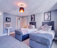 High Street Flat 183 3BR