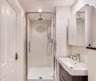 Warwick Gardens Flat 3 2BR