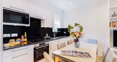 Warwick Gardens Flat 3 2BR