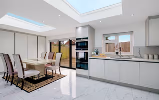 Stunning 5 Bedroom, 3 Bathroom Home