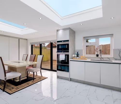 Stunning 5 Bedroom, 3 Bathroom Home