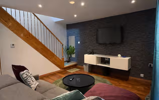 Riverside Drive 4BR