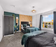 Avon Crescent 2A