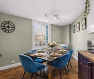 Avon Crescent 2A