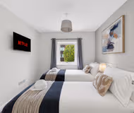 131 Warwick Avenue (Milton Keynes)