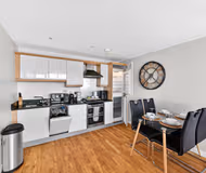 12th Street Apartment (Milton Keynes)
