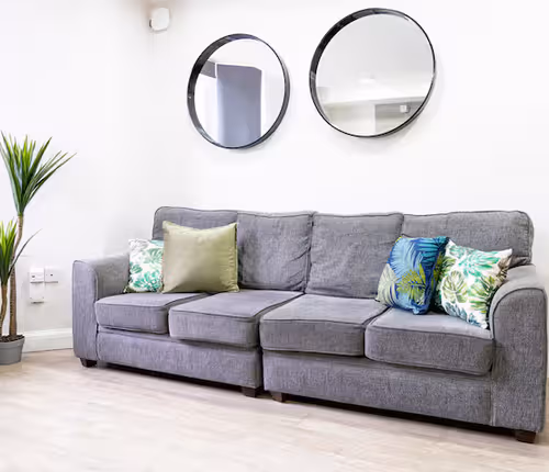 Colum Road Flat 1