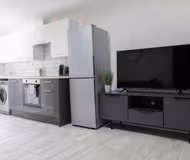 Colum Road Flat 1a
