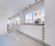 Suffren Skyline: Prestige 3BR with Panoramic Eiffel Tower Views
