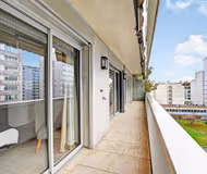 Suffren Skyline: Prestige 3BR with Panoramic Eiffel Tower Views
