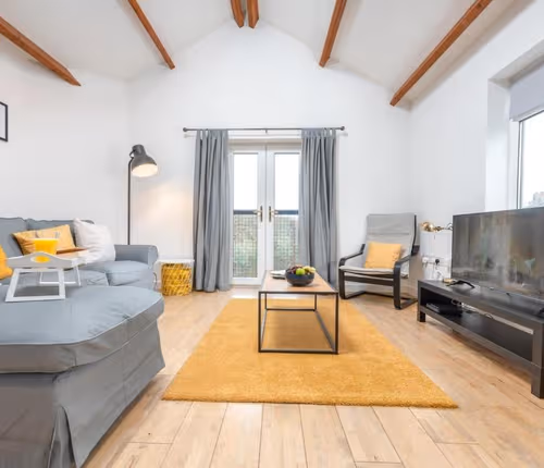 Wedmore Road 2BR