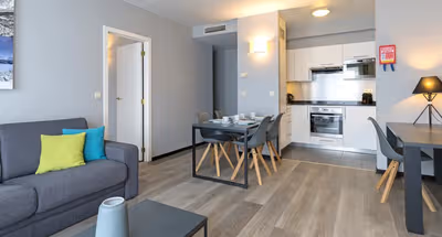 Rue d'Idalie Serviced Apartment