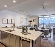 Preston St Apartment