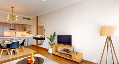 Marina Quays Luxury One Bedroom Apartment