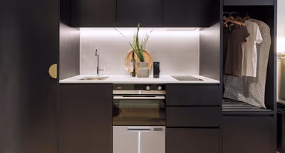 Johnston St Serviced Apartment