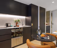 Johnston St Serviced Apartment