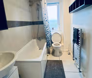 Falks House - 3 Bedroom | 2 Bathroom t