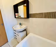 Falks House - 3 Bedroom | 2 Bathroom t