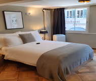 Neugasse, Small Studio Serviced Apartment