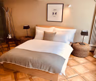 Neugasse, Small Studio Serviced Apartment