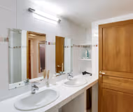 Le Raffinement Parisien – Elegant Two-bedroom Haven with Private Suites & Chic Living Spaces