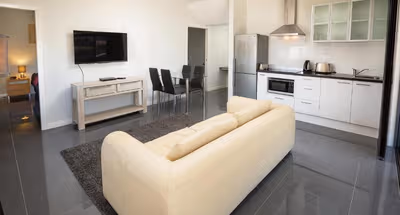 Macquarie Rd Serviced Apartments