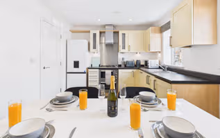 Brookbank Close | Central | Parking | Racecourse