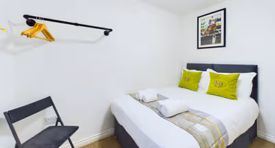 Cheltenham Townhouse | Parking | 4 Bedrooms