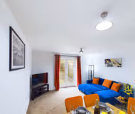 Cheltenham Townhouse | Parking | 4 Bedrooms