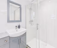 NEW Queens Road Property