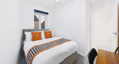 Prestbury Place | Racecourse | Parking | 5-Bed