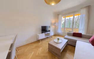Quai des Arénières Serviced Apartment