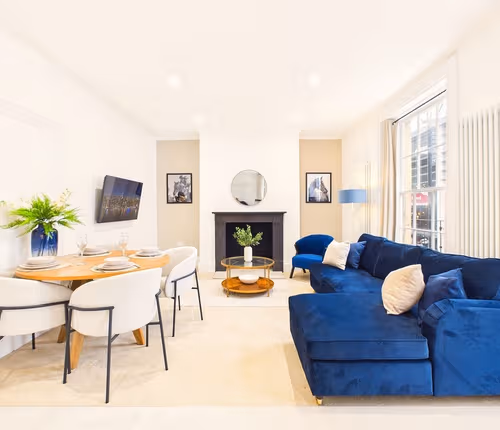 NEW Artisan Court | Central | Modern | Racecourse