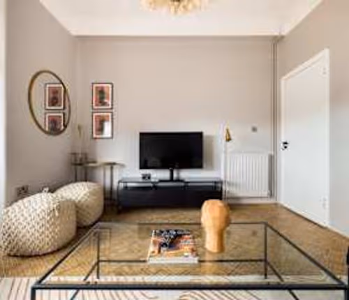 The West End Elevated Apartment