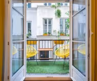 Le Marais Terrace Retreat – A Charming Parisian Hideaway