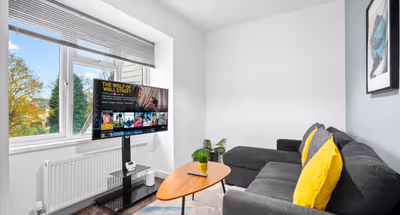 Stylish Apartment - Netflix - On Street Parking