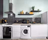 Modern Apartment with Gated Parking near Jewellery Quarter & City Centre